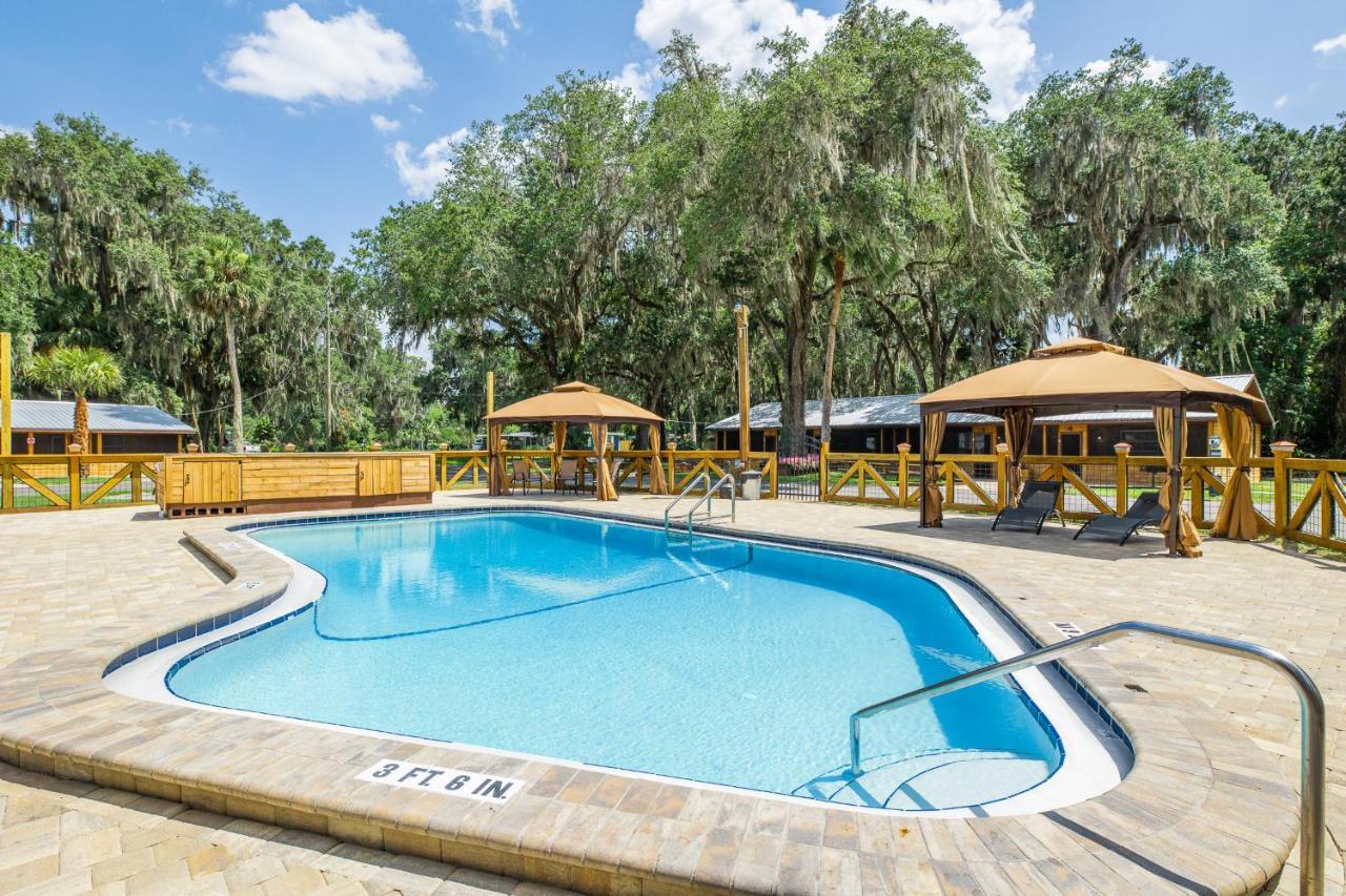 Idlewild Lodge And Rv Park Lake Panasoffkee Екстер'єр фото